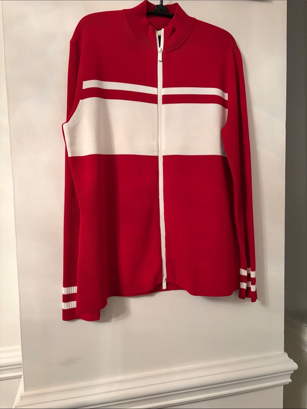 Tilley Red & White Zip-Up Knit Sweater Jacket